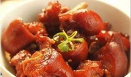 猪蹄红烧爆料做法视频,家常美味，色香味俱全